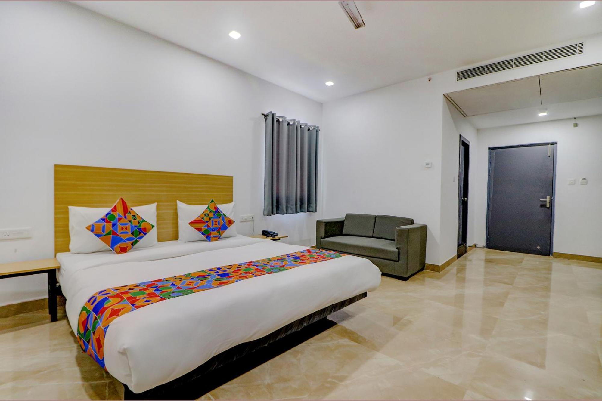 Fabhotel Premium Kashi Varanasi Exteriör bild